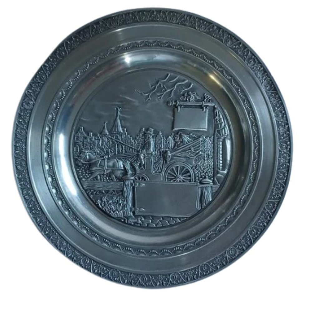 Riskin Pewter Industries Wedding Carriage Plate